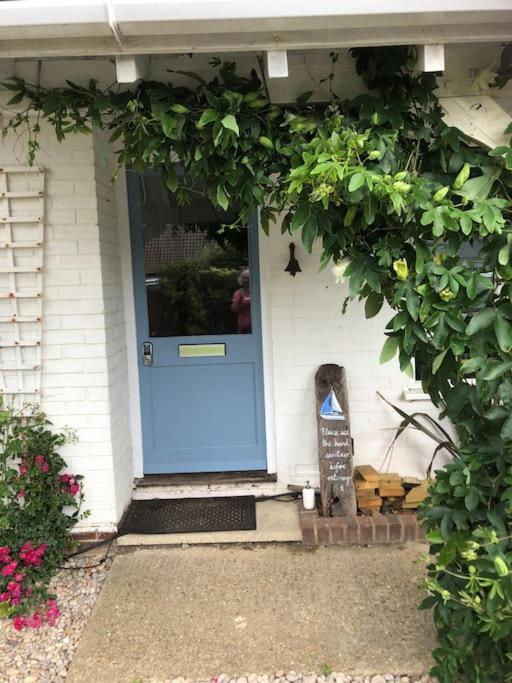 Villa Sadlesea à West Wittering Extérieur photo